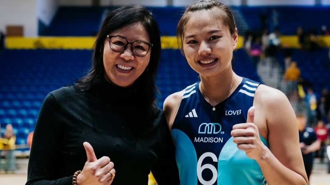 2：3！中国女排队长44中9，球队遭遇三连败，巴西副攻拦网破纪录