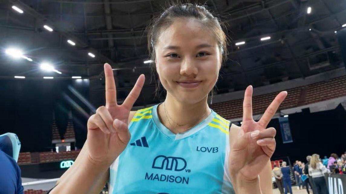大爆冷！中国女排队长11分，率队横扫联赛第一，收获两连胜