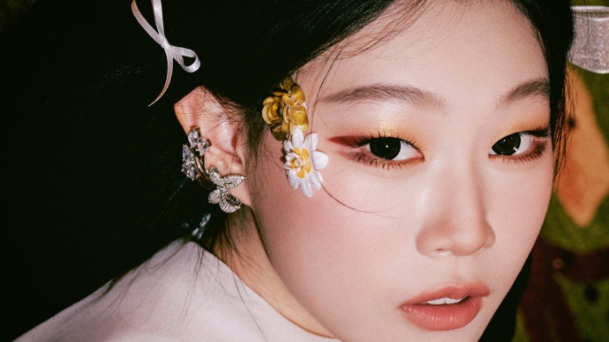 沈佳润跨年舞台失误后致歉毛不易，坦言下台满是懊恼，15字表态获赞