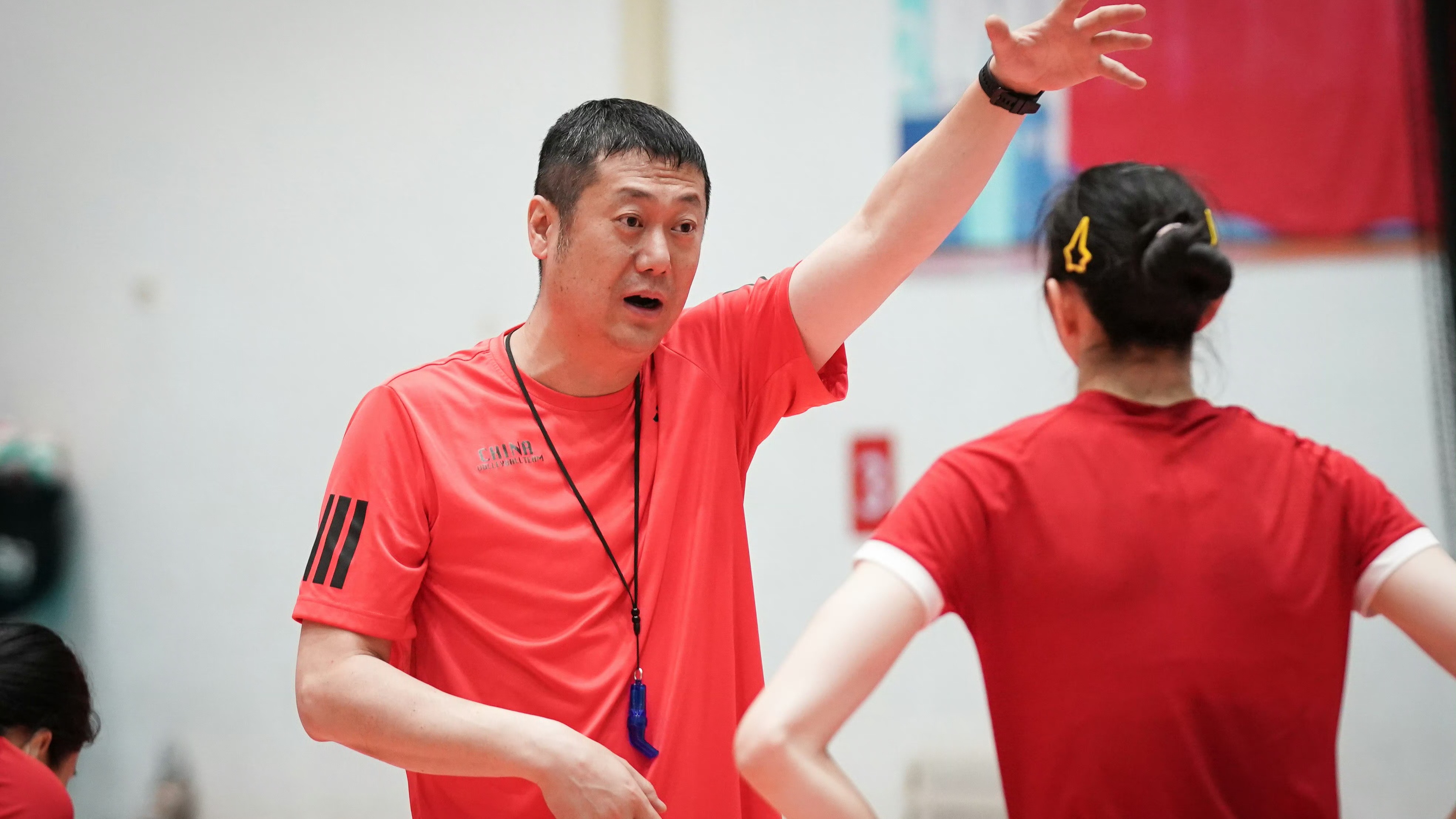 截止日期曝光！利好中国女排，赵勇多出6天时间，最多补充13人