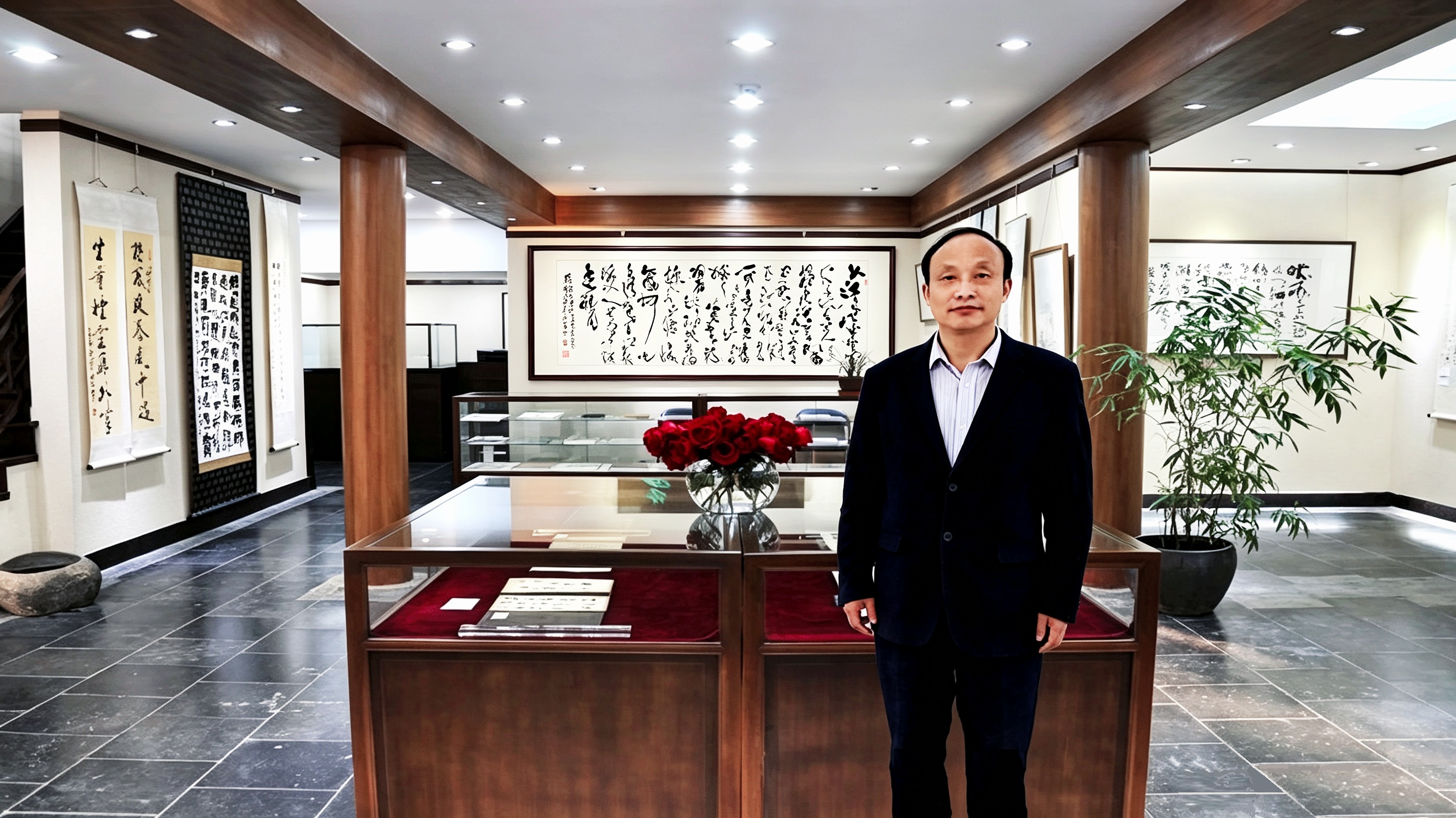书房悬挂苏轼《念奴娇・赤壁怀古》