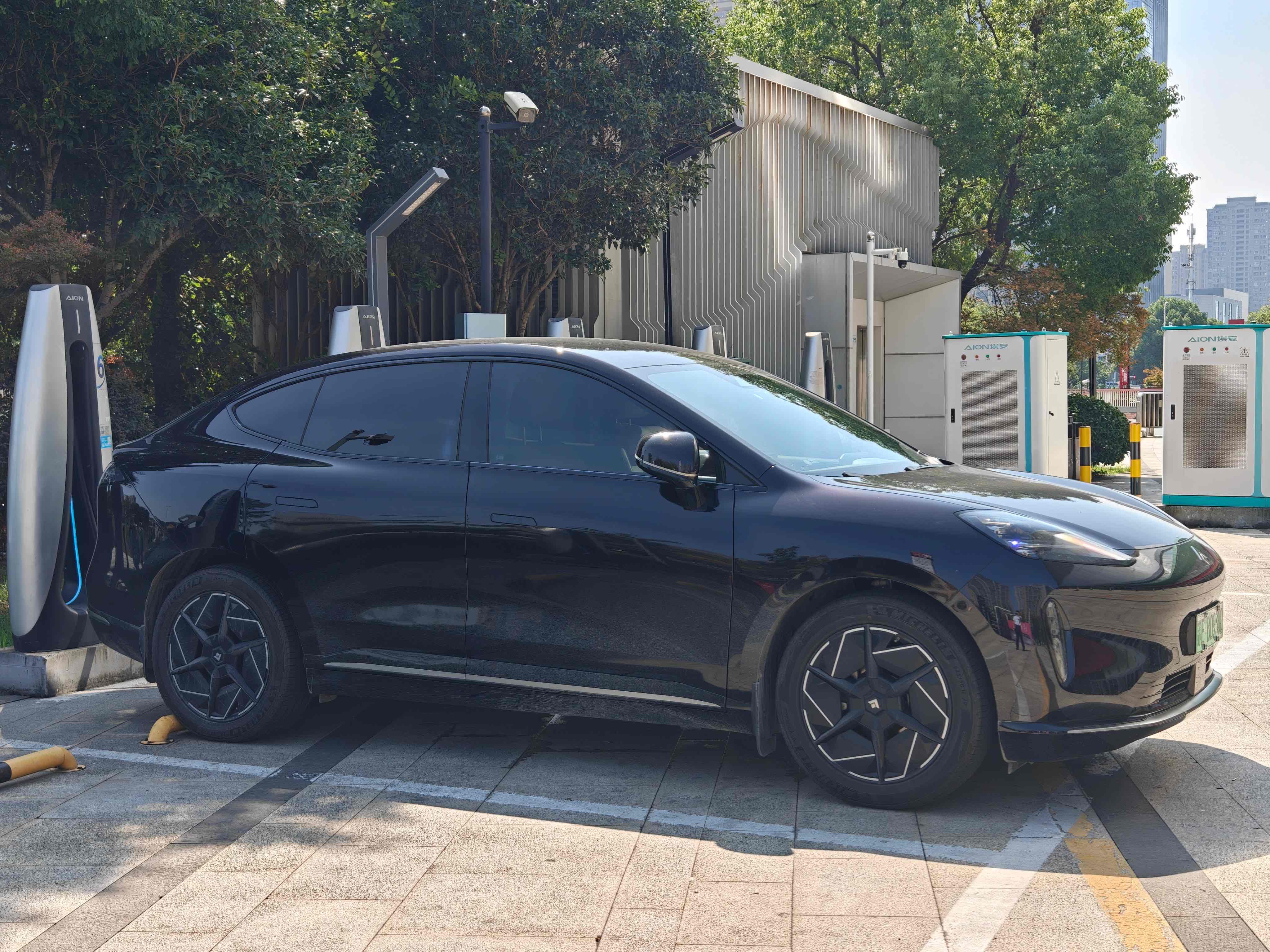 自驾也可以很轻松
开着昊铂HT去北京那次！从郑州出发，直奔首都，全程700多公里