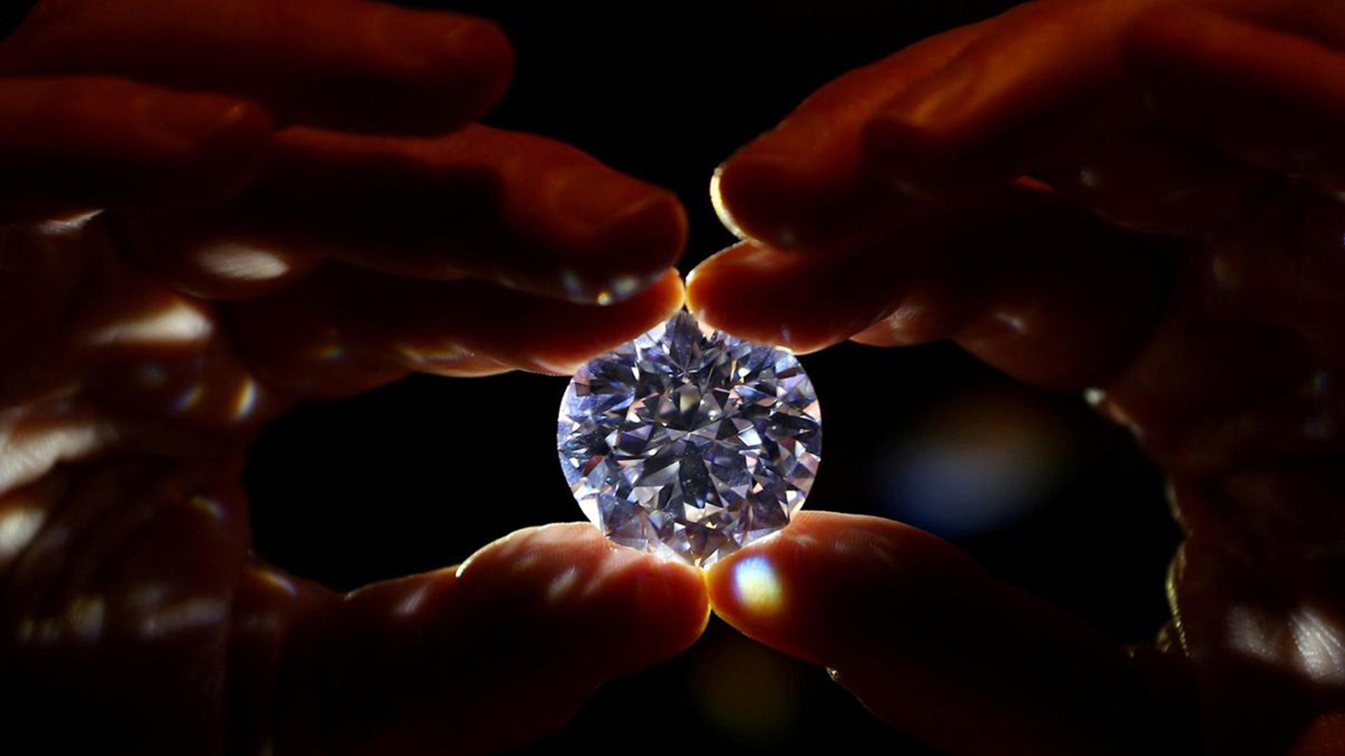 珠宝干货：东南亚爆火的莫桑钻，选切工远比净度重要