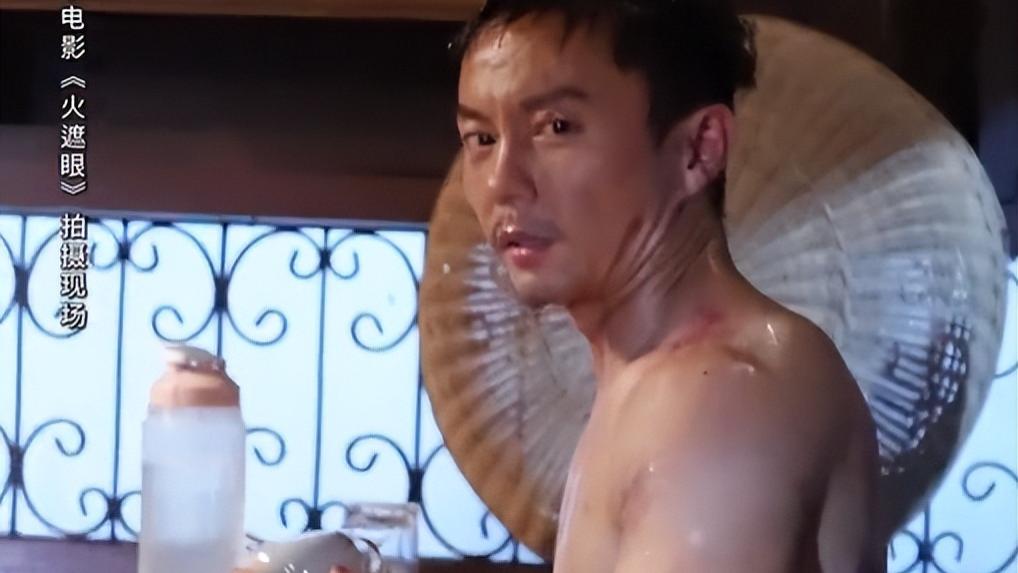 看完《火遮眼》，对塑料古偶应激了！满屏假肌肉的痛，此刻尽数爆发