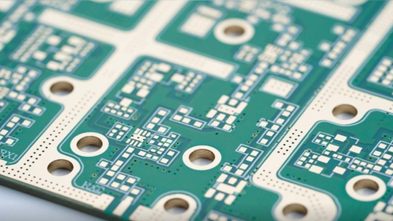 PCB设计铺铜怎样做才能保障电路板性能？关键步骤全解析！