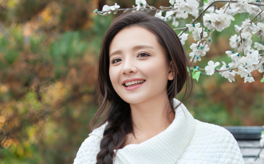 我高考689分，姑姑故意将我的志愿填为二本，还说女孩子别读太好的学校，我：你以为这样我就不会比你蠢儿