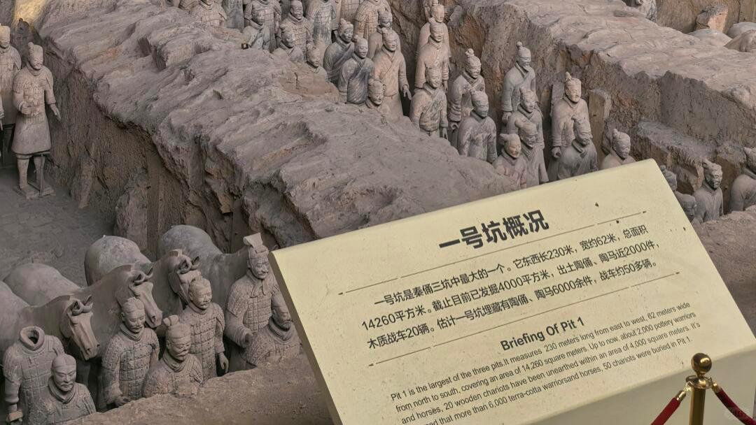 当外国游客，开始涌进中国博物馆……