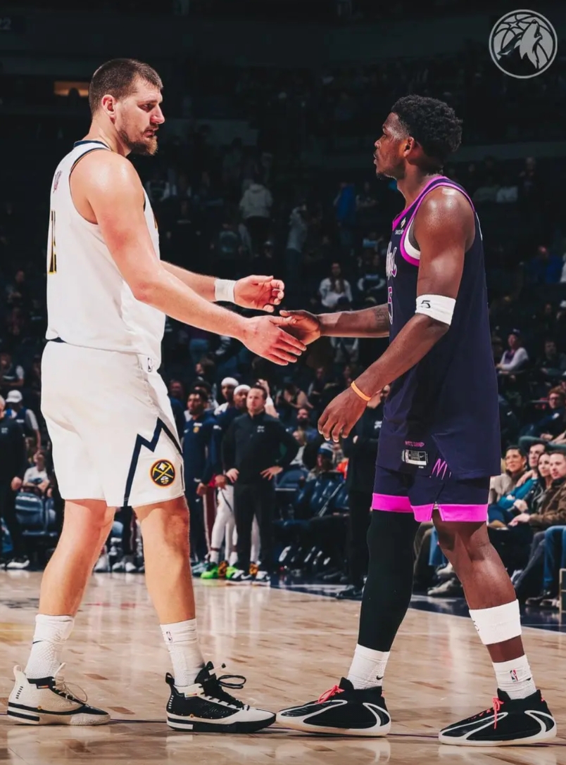 森林狼小心了！掘金替补阵容已经大升级，下面5位替补球员都不好惹：

1、后卫：布