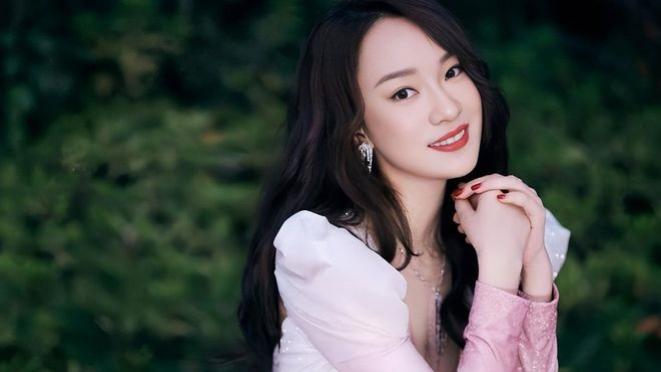 霍思燕，从不像表面那样简单