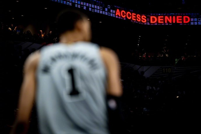 NBA历史“四双”仅4人！

奥拉朱旺：18分16板11助10帽；

大卫罗宾逊