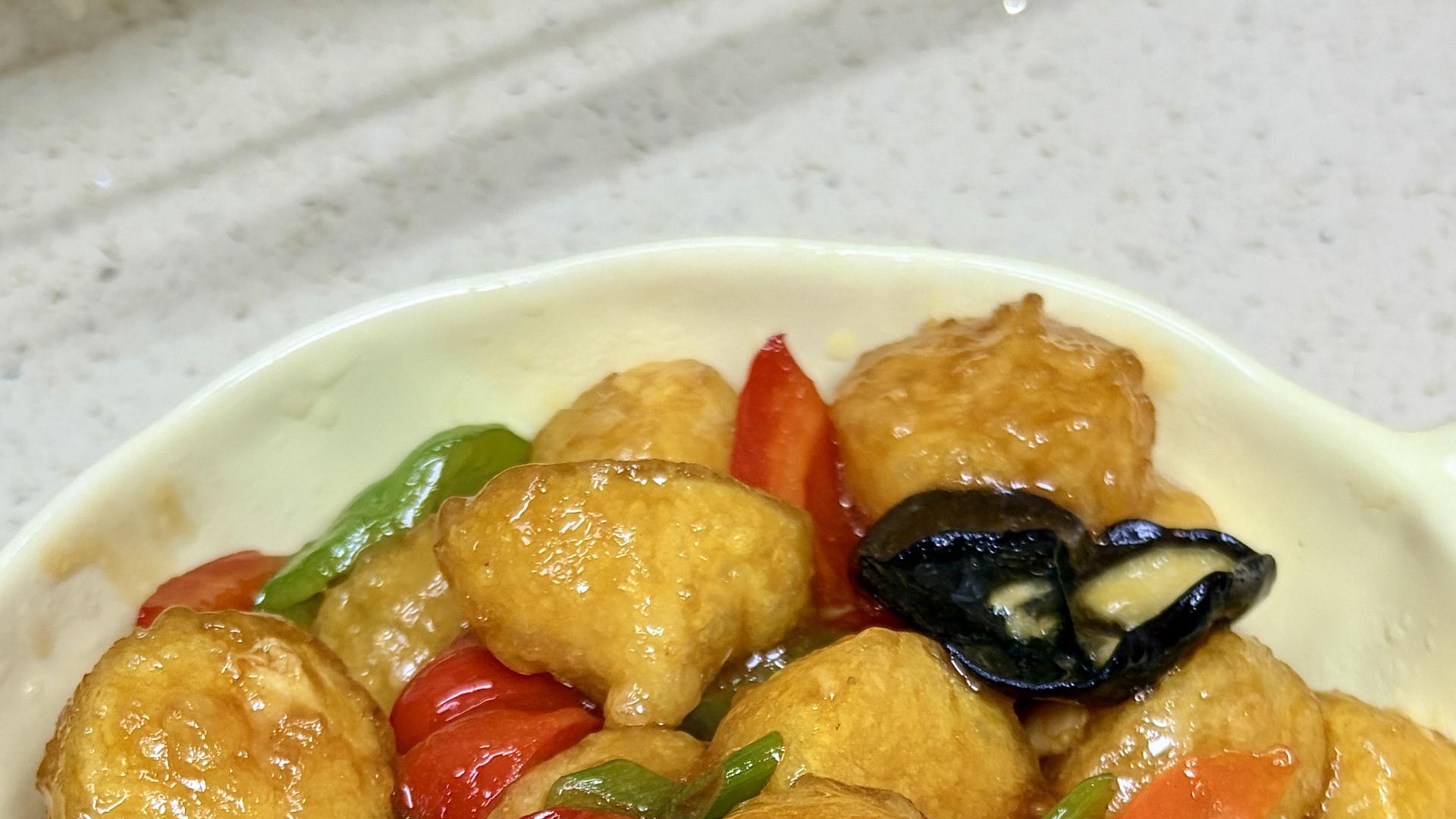 巨好吃的红烧日本豆腐！外酥里嫩巨满足