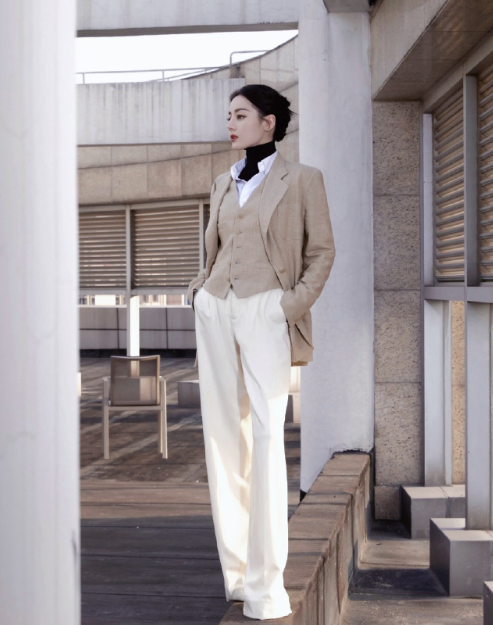 大树会拥抱每一个抬头的人