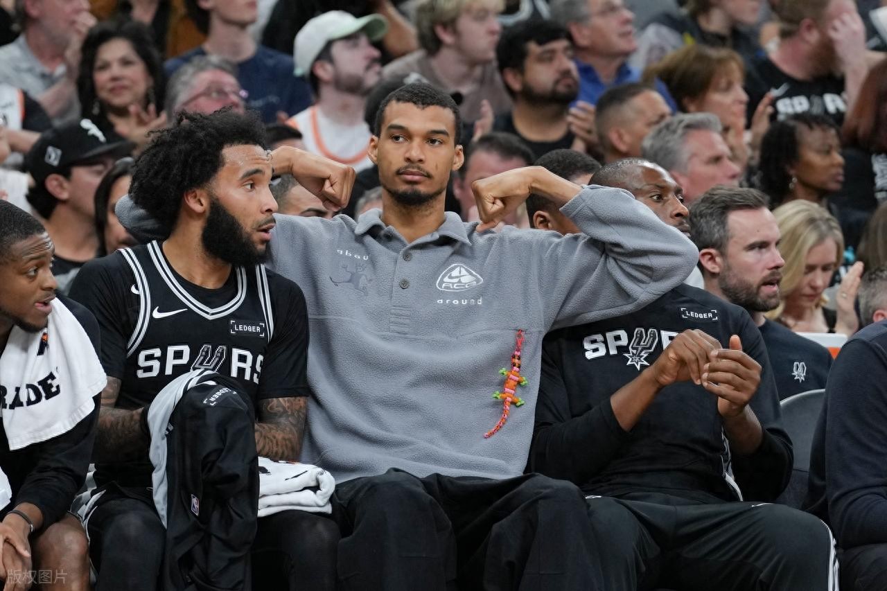 这场输了，说明什么？

说明不了什么大问题。本来就追不了雷霆，第二也很稳。不是说