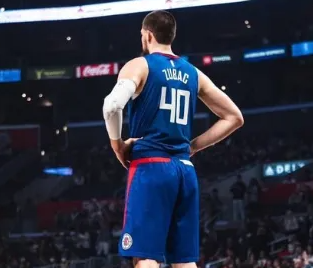 快船总裁劳伦斯-弗兰克在今日接受了采访，谈到了伊维察-祖巴茨。
弗兰克透露，在得