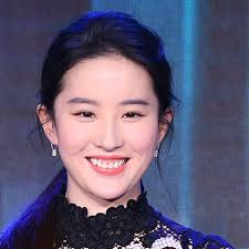 刘亦菲迟迟未进组，据悉因片酬过高，不少剧组望而却步。