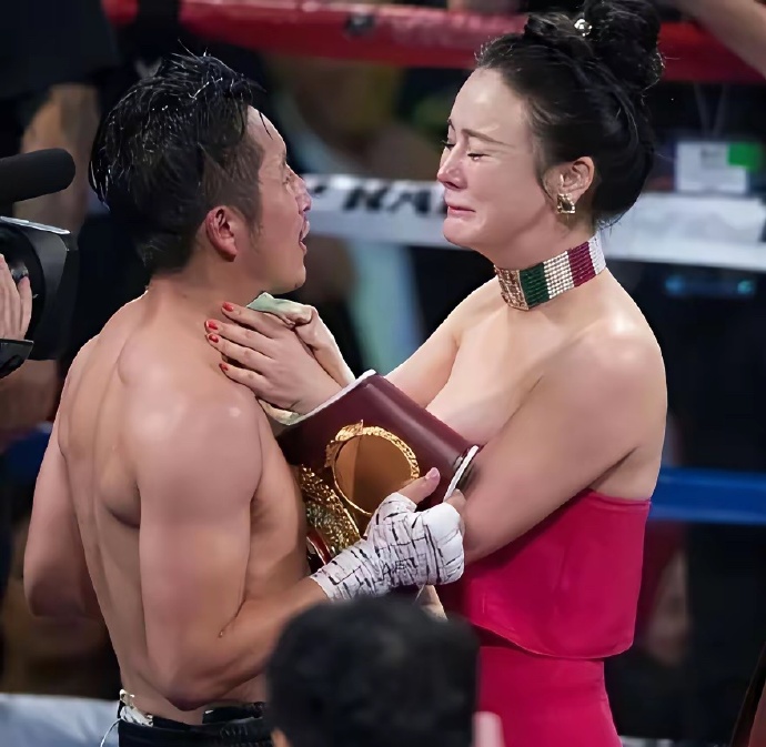 冉莹颖晒家里节约开销，难道邹市明真的投资失败了。她老婆不是他经纪人嘛！ ​​​