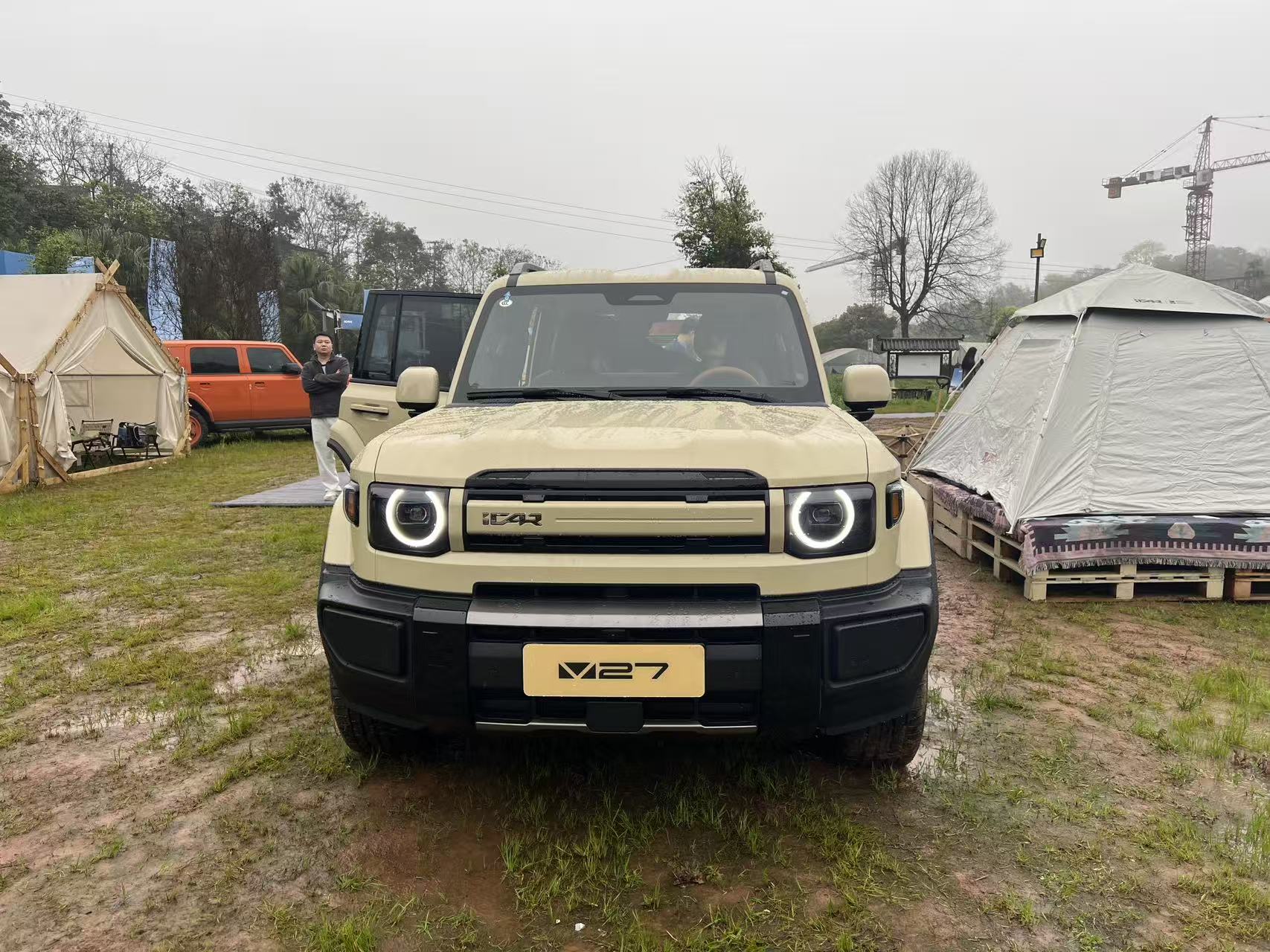 体验iCAR V27：设计、空间在线，定价有小心思