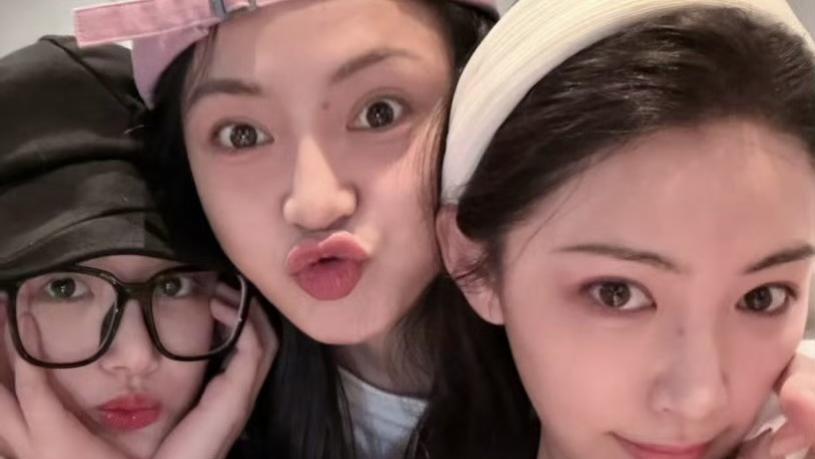 孔雪儿许佳琪谢可寅再同框：当“青你2”女孩跨越六年重聚，谁的青春DNA动了？