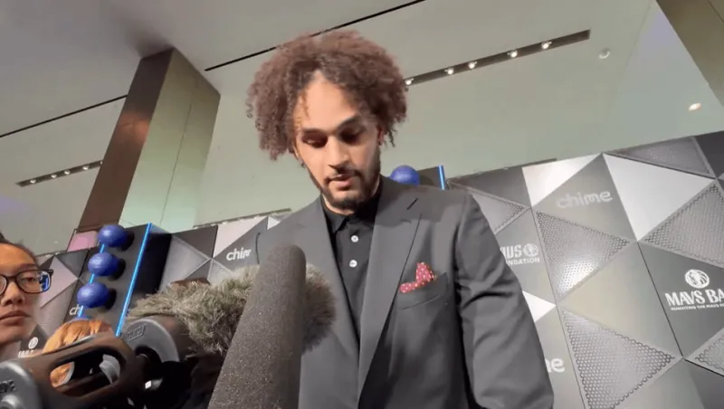 今日，独行侠球员德里克-莱夫利二世在采访中谈到自己的伤病恢复情况：

“我之前是