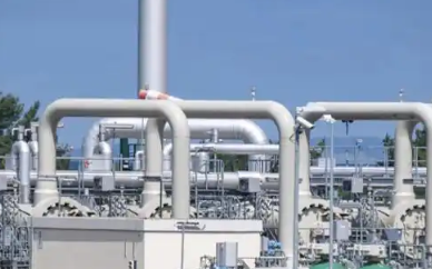 欧洲高福利神话崩塌：从每月低保3000欧元骤降到800欧元，欧洲彻底不行了，还是咱们中国的福利好…