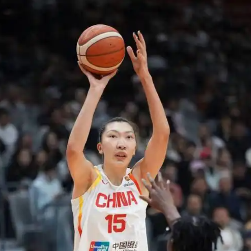 中国女篮参加世界杯资格赛，四号位上的张茹、唐子婷和陈明伶表现都非常一般，暴露该位