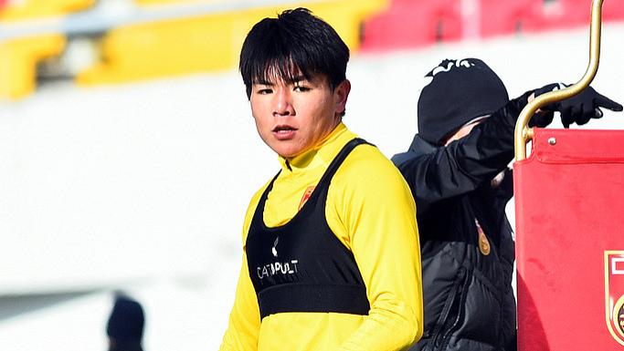 破防！恒足靠青训重返足坛C位，“抗恒联盟”集结竟为挖墙脚狡辩