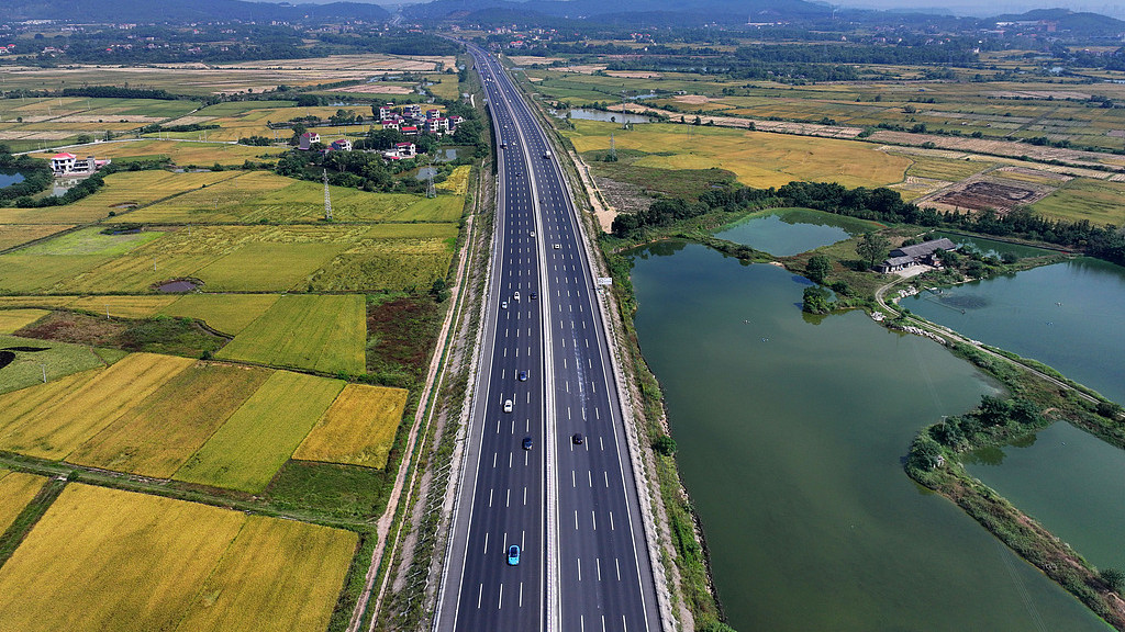 广西这条国家高速公路即将实质性开工！工程概算总投资204.79亿元