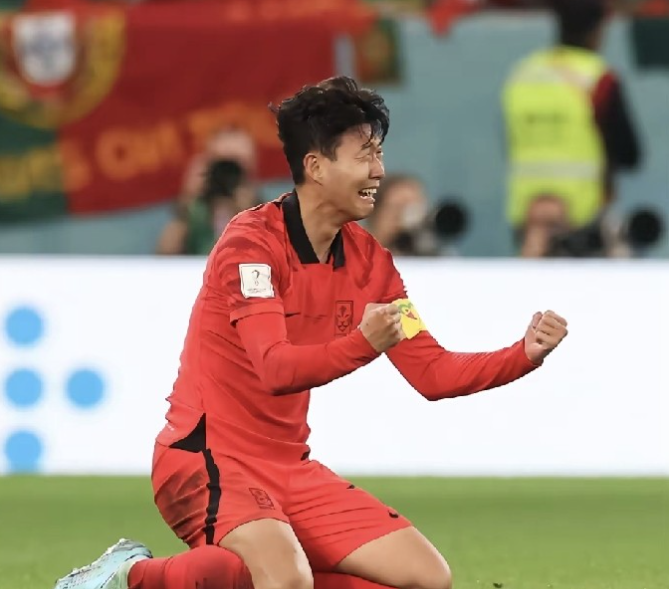 韩国队太可怜了！塞内加尔重拳出击，5：0伊拉克后，韩国的排名又下降一位，排到所有