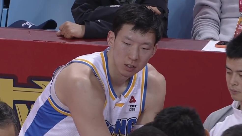 遭吉林爆冷，比周琦罚球8中0更糟心的，是抢洋助教战术板的许利民