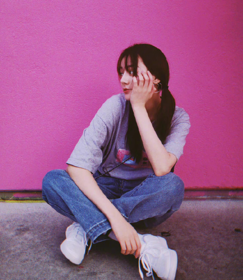 不求所有的日子都泛着光，只愿你每一天都承载着平安喜乐