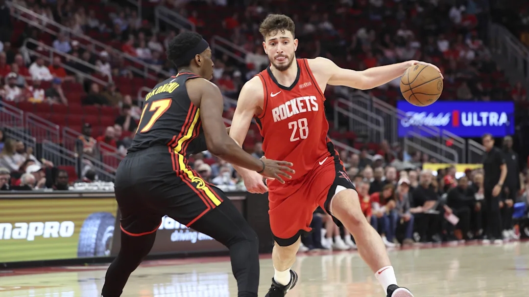 火箭队现在又伤一人，真的是雪上加霜。明天火箭队在主场迎战鹈鹕队，虽然鹈鹕队并非什