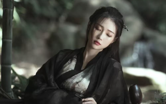 沉塘归来，我手撕被洗脑成仇的孤女