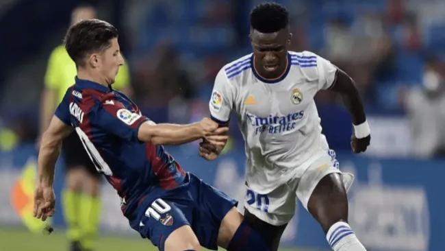 4/17每日精选足球赛事推荐二串一：朗斯VS图卢兹+阿尔梅勒VS多德勒支