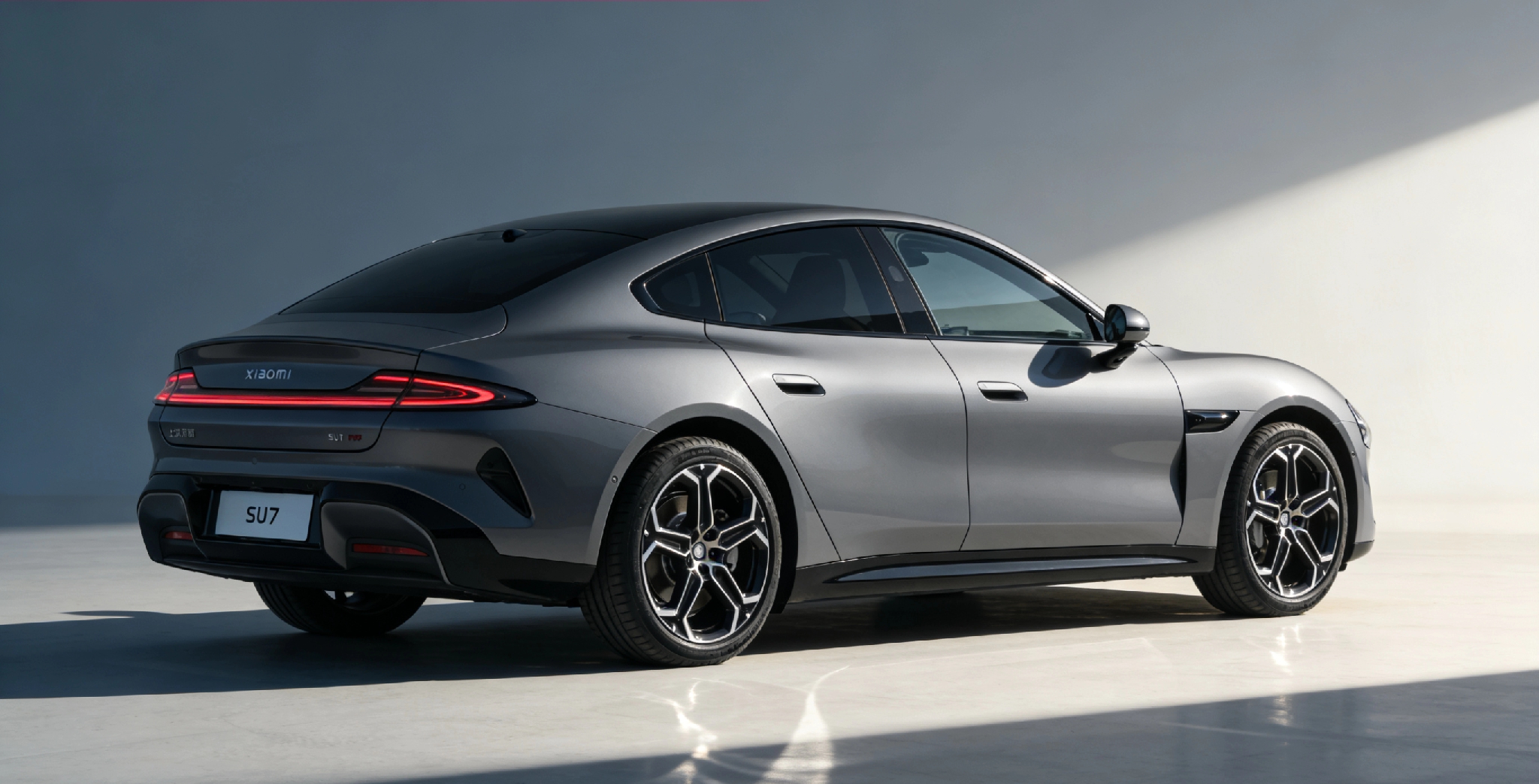  支持国货，你会选择小米SU7吗