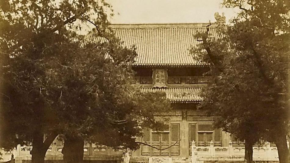 160 多年前洋人拍下北京旧照，拍摄者身份藏着一段少见往事