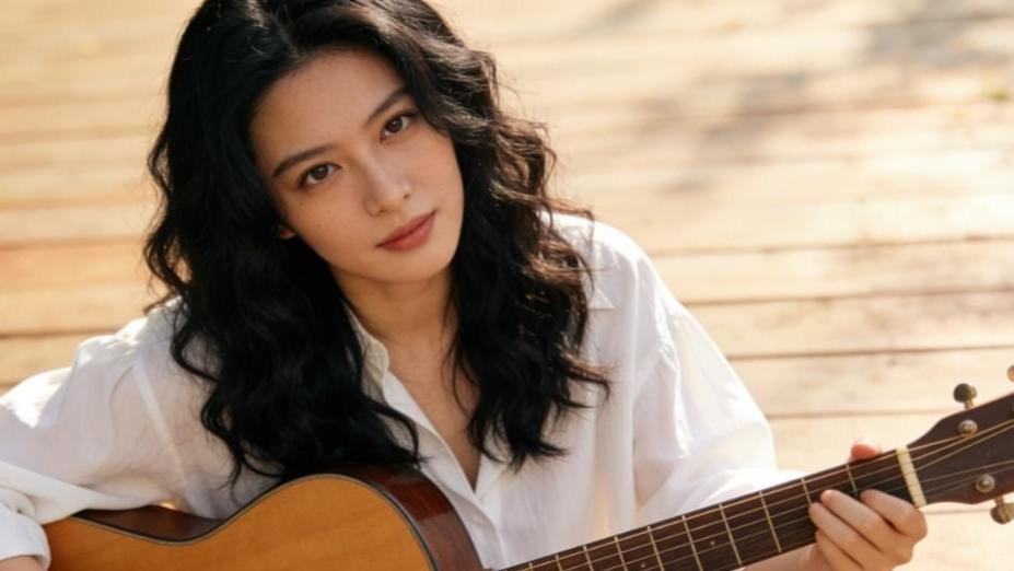 曲婉婷试水复出，不到24小时被封，结局大快人心！