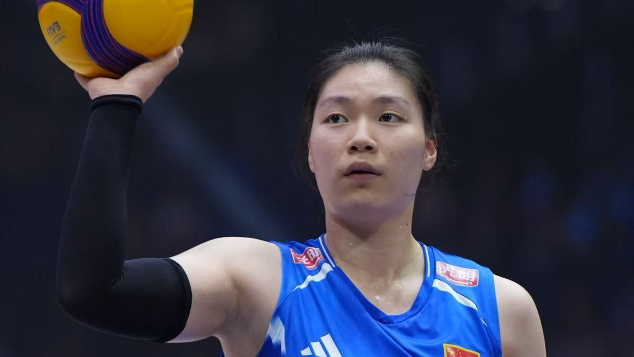 追悔莫及！莫名被弃用的天才“拯救”中国女排，谁为错误决策担责