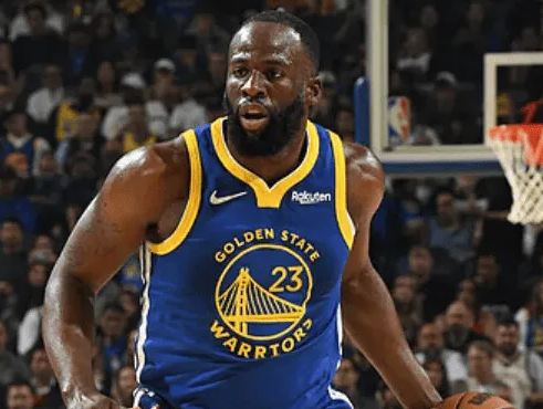 NBA常规赛，湖人以129-101战胜勇士。
本场比赛，勇士球员德雷蒙德-格林出