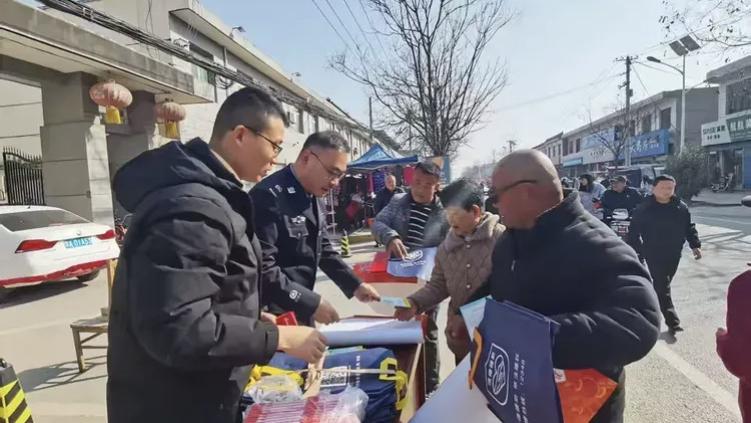 法治护航群众过节 用心守护民生福祉