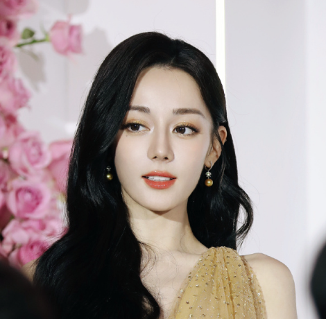 从来都不会觉得青春里一瞬间的奋不顾身和热爱是错的