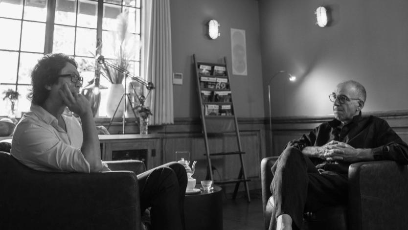 为什么《十三邀》是AI时代的「内容底仓」？