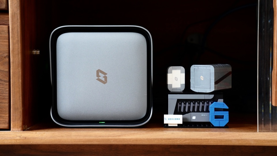 从群晖DS920+到极空间Z4 Pro+，从一人折腾到全家畅玩，这才是家用NAS理想的样子！