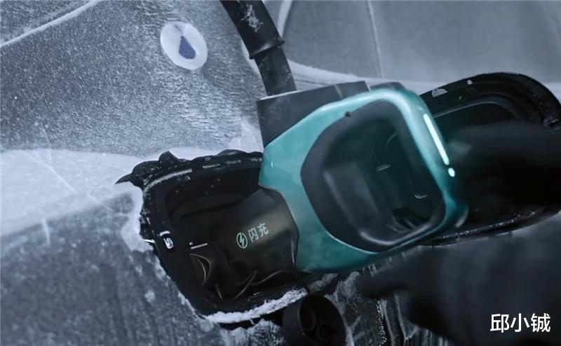 比“9分钟充饱”更可怕的，是比亚迪的执行力