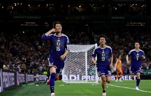 对于如今的日本队，有四个事实我们已经不得不承认：

日本队这几年踢球，最让人不舒