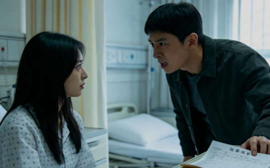 生完孩子那天，老公：孩子是你要生的，别指望我妈帮你带！我点头答应，满月后我直接带着孩子回了娘家改了姓