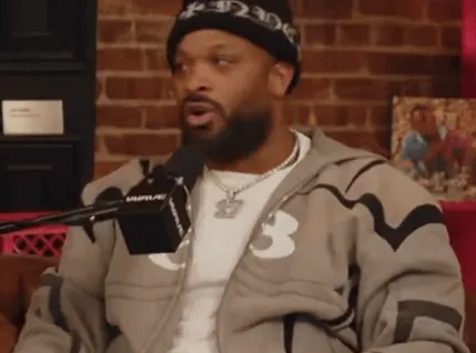 前NBA球星卡梅罗-安东尼与PJ-塔克在参加一档播客节目当中，谈到了湖人球员卢卡