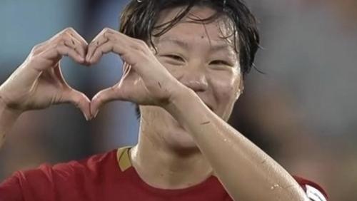 中国女足2: 1战胜朝鲜小组第一晋级，米利西奇让人肃然起敬