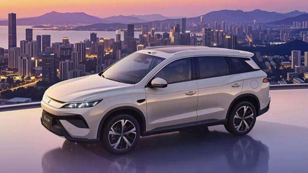 标配云辇‑C、可选激光雷达，宋Pro DM‑i飞驰版正式上市