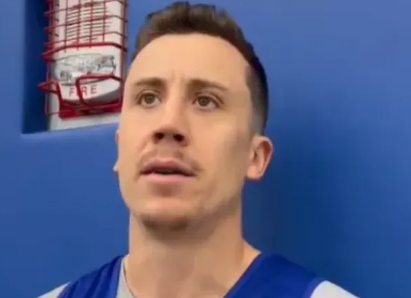 NBA季后赛，活塞球员邓肯-罗宾逊接受媒体采访，谈及即将到来的抢七大战邓肯-罗宾