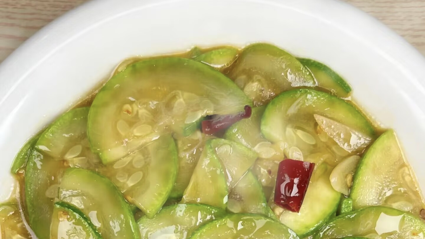 哇塞！刮油神器西葫芦，吃对方法太绝了！